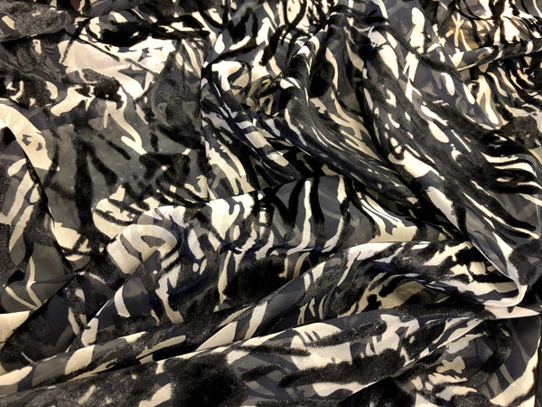 Printed Burn-Out Velvet Devorè, Semi-sheer- black & cream