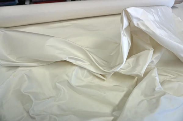 Mikado (Paper) Silk, in Ivory