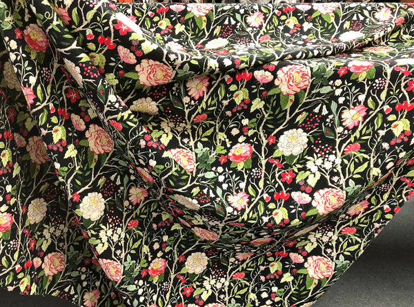 Silk Blend Floral Cloquè Jacquard, in Pink Rose Black