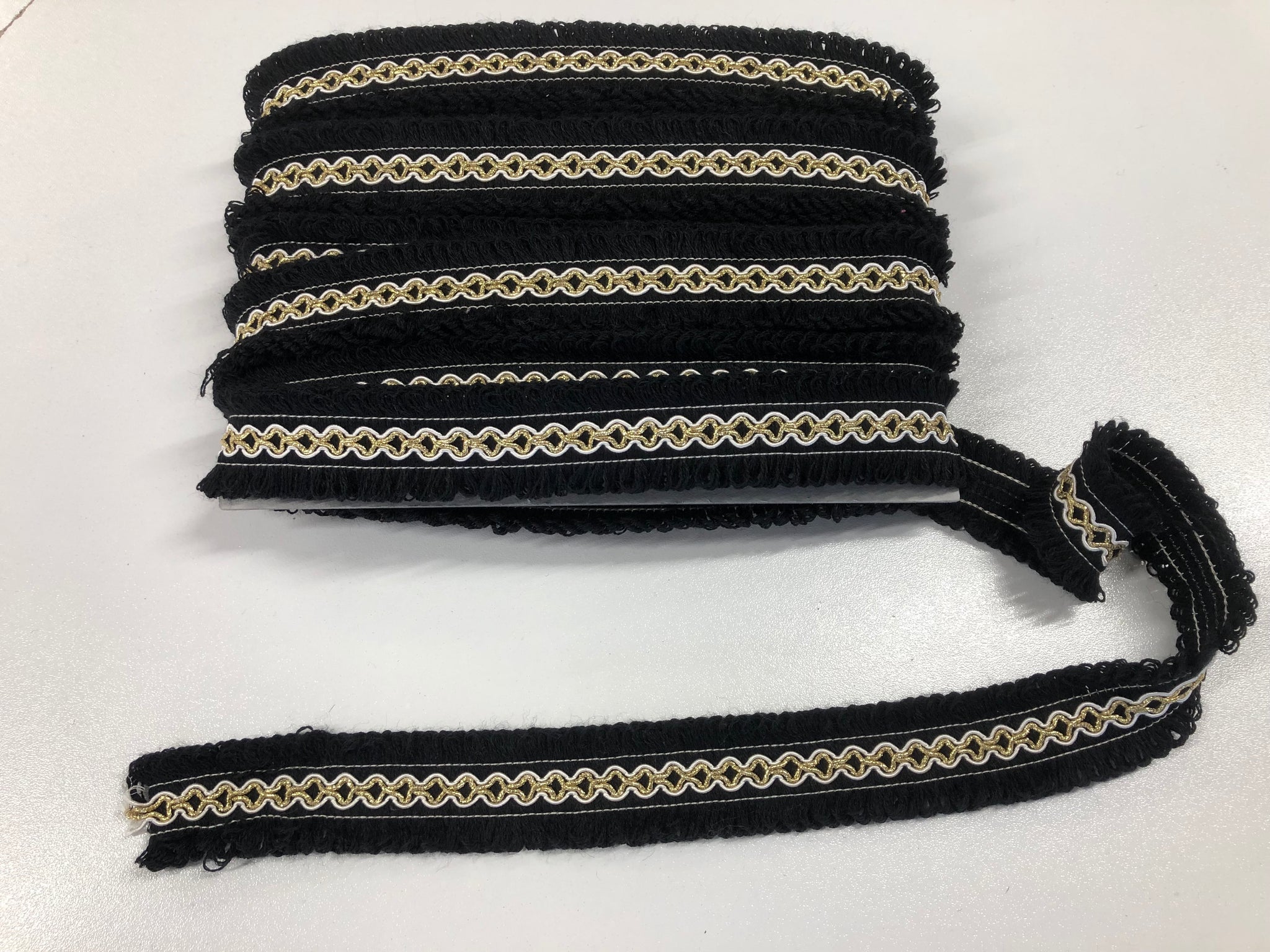 Black Looped Fringe Braid With Gold & White