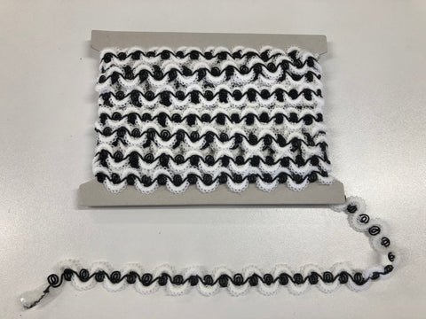 Black & White Waves Braid Trim