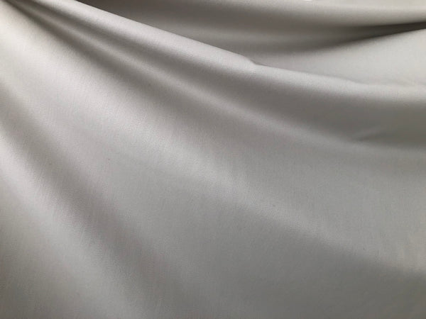 Italian Virgin Wool Gaberdine, Light Grey