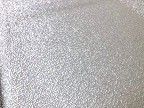 LAST PIECE: 0.85 MT Jacquard Suiting, Off White
