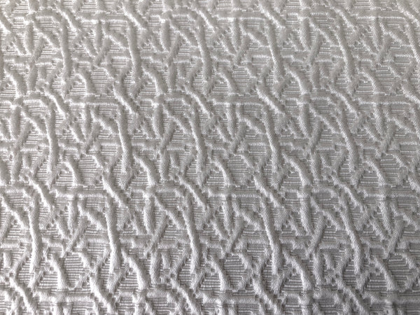 LAST PIECE: 0.85 MT Jacquard Suiting, Off White