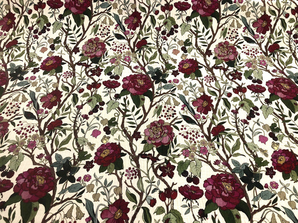 Silk Blend Floral Cloquè Jacquard, in Red Rose Cream