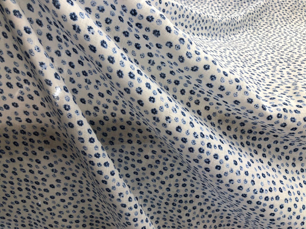 Blue Baby Daisy Fine Linen