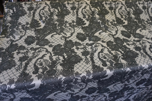 Lace Print on Stretch Cotton Sateen