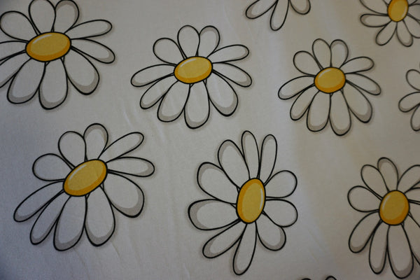 Daisy Pop Print on White Jersey