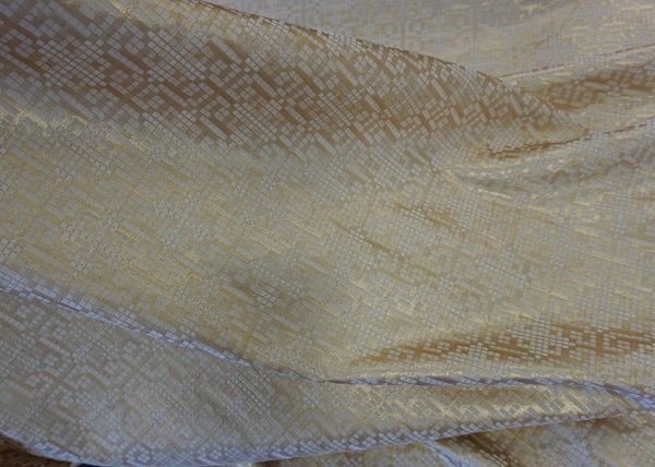 LAST PIECE: 1.0 mt Gold Geometric Jacquard Suiting