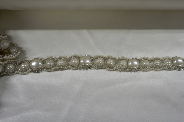 Flat Pearl & Swarovski Rhinestone Trim