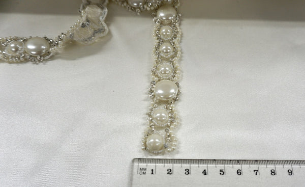 Flat Pearl & Swarovski Rhinestone Trim