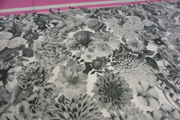PANEL-Monochrome Bouquet Printed