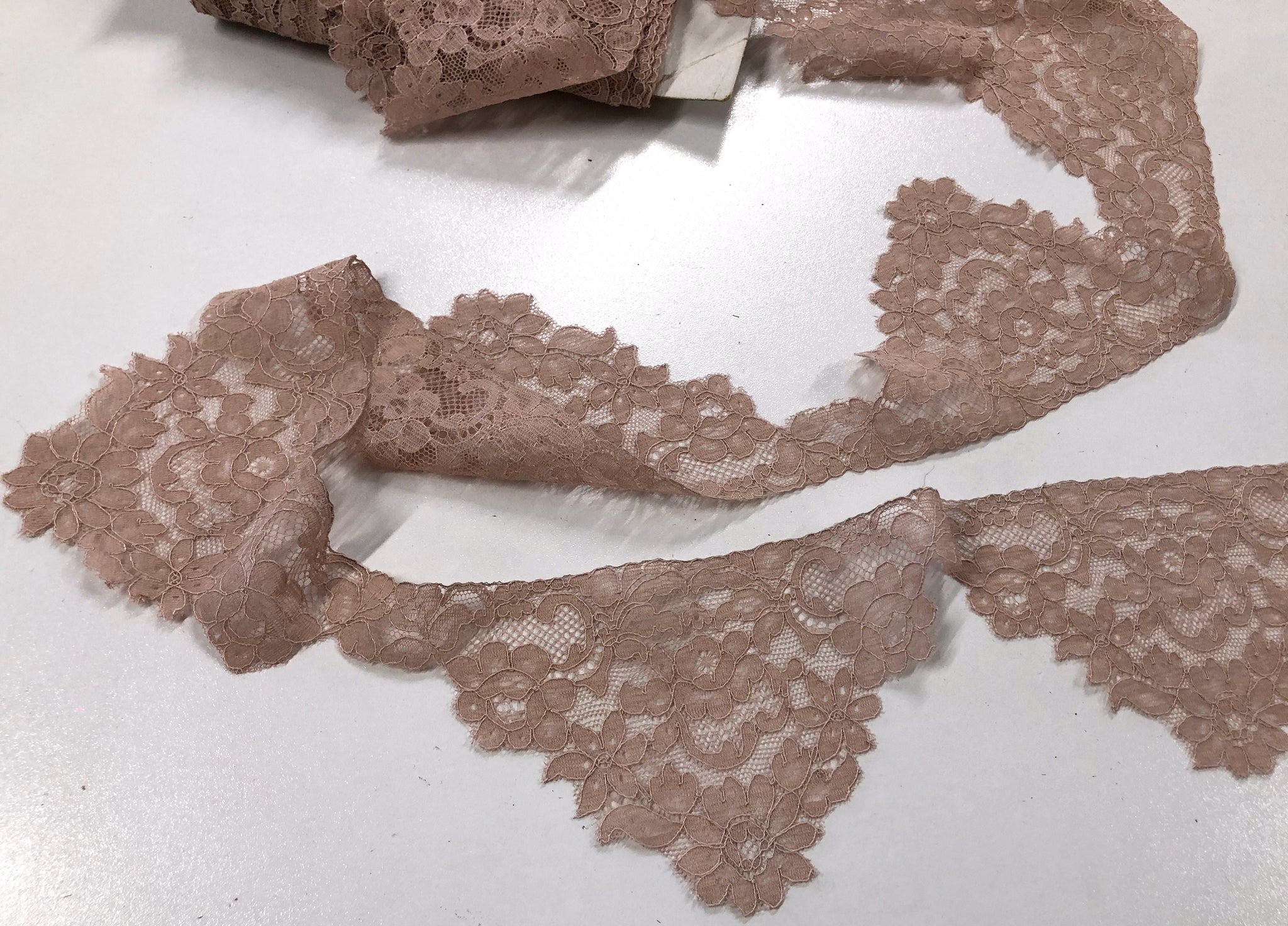 Vintage 1930's French Lace Trin, Dusty Pink Beige