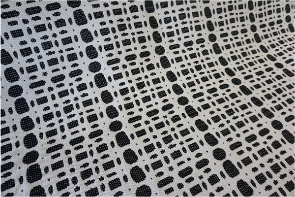 Black & White Geocell Jacquard