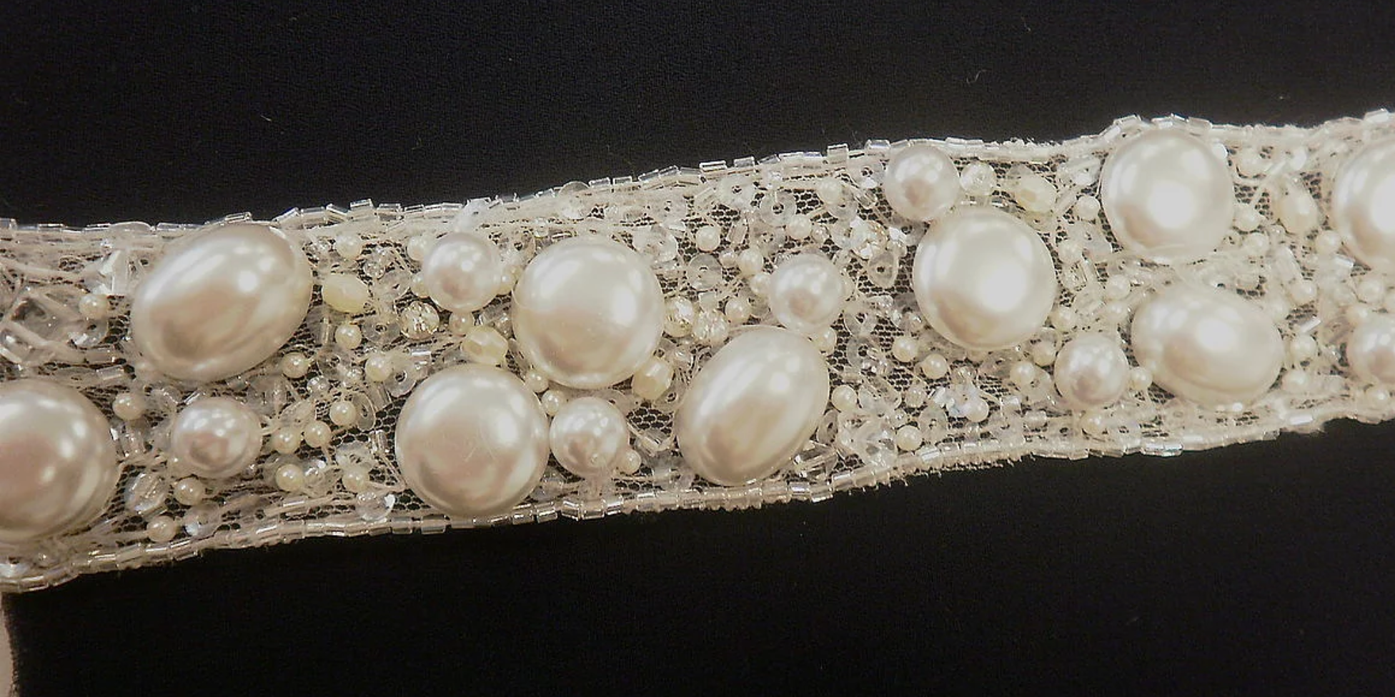 Flat Pearl Bead Trim, White