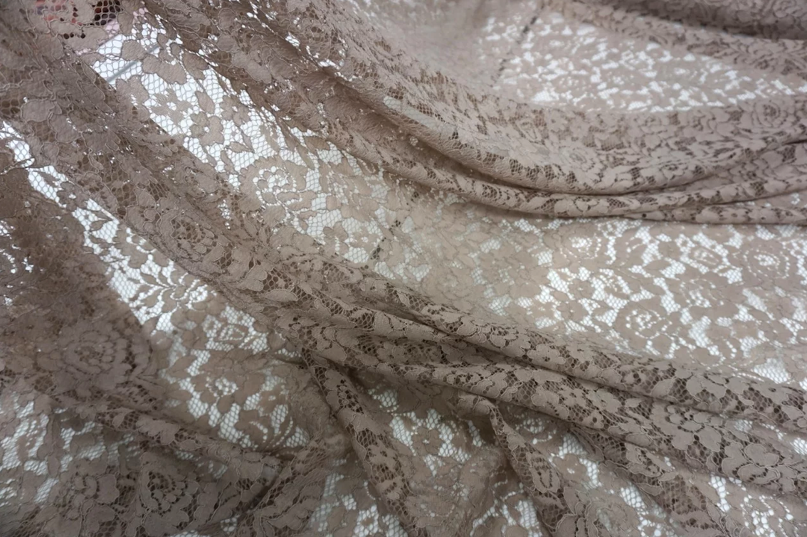 Scalloped Corded Lace, Taupe